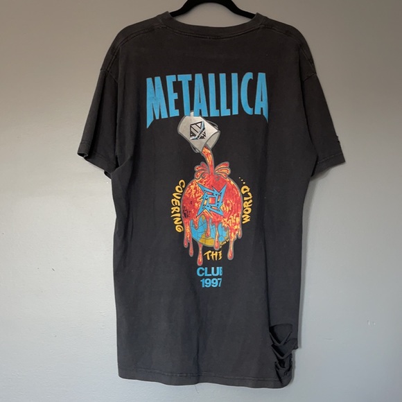 Vintage Metallica tee - Picture 2 of 2